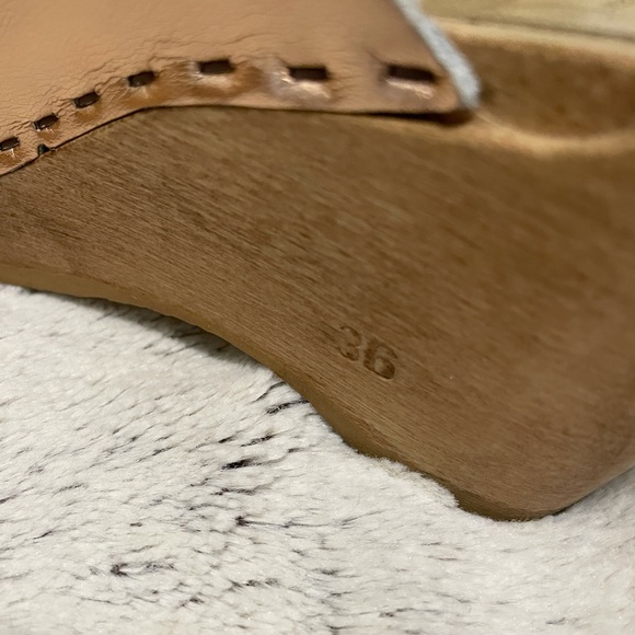 No. 6 rose gold front seam slide clog - Picture 9 of 16